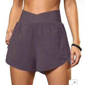 NWT Blooming Jelly High Waisted Sports Shorts w/ Zipper Pockets - Size M
